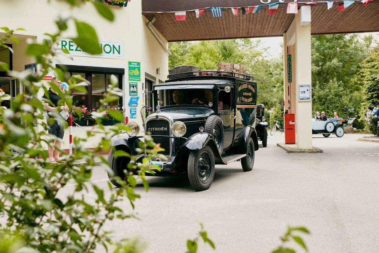 Hotel Donaupark Camping Tulln Tulln An Der Donau Exterior foto