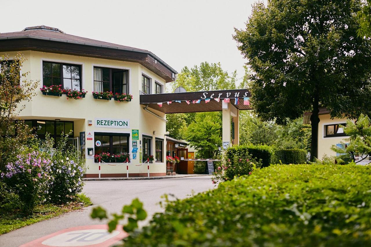 Hotel Donaupark Camping Tulln Tulln An Der Donau Exterior foto